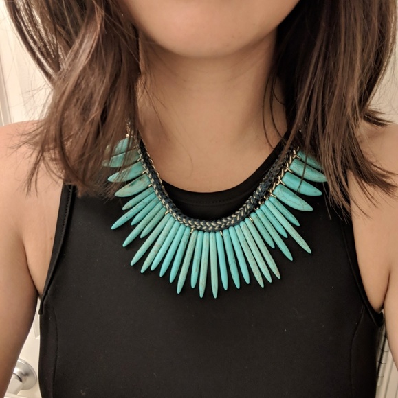 Statement necklace *worn 2x* - Picture 2 of 3